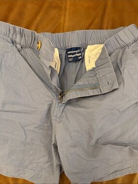 maamgic Men's Flat Front Light Blue Shorts - Size 34